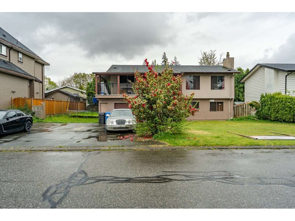 I have sold a property at 1941 CATALINA CRES in Abbotsford

